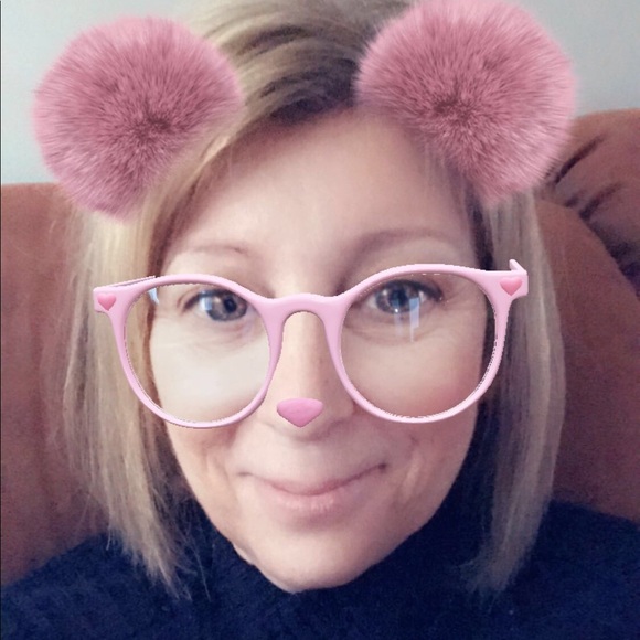 Meet your Posher, Kathie - Picture 1 of 1